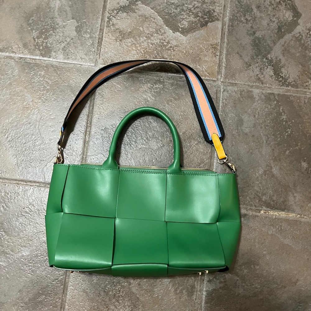 Valentina Fiore Green Belted Bag